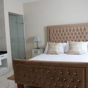 100 Boutique Living Casa de hóspedes Rabat