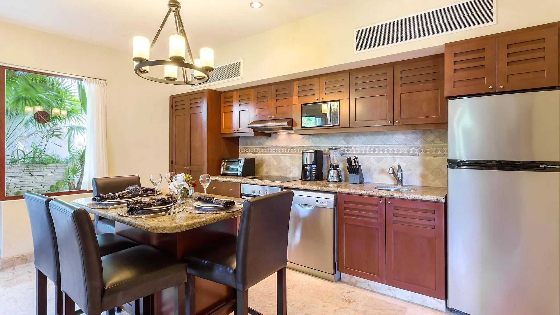Maya Villa Condo Hotel And Beachclub Playa del Carmen