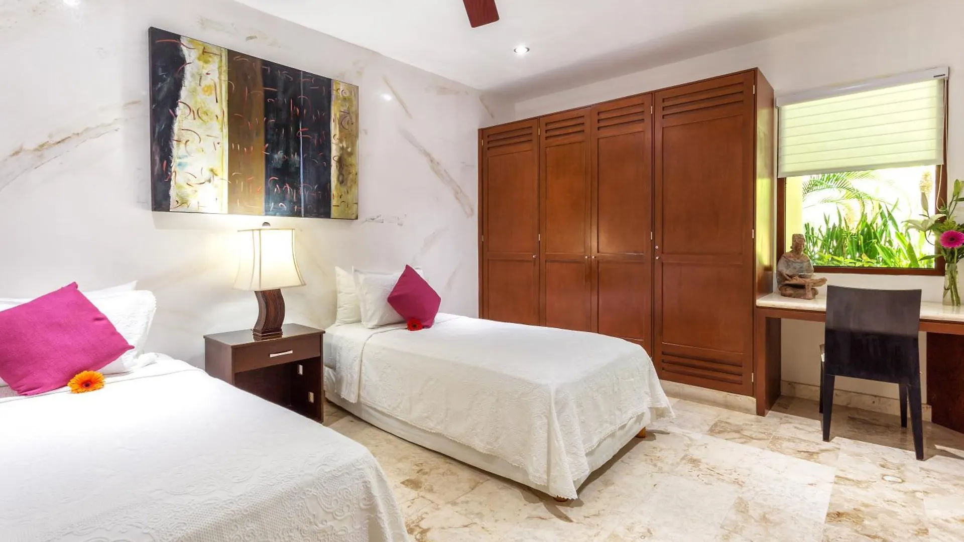 Maya Villa Condo Hotel And Beachclub Playa del Carmen Mexico